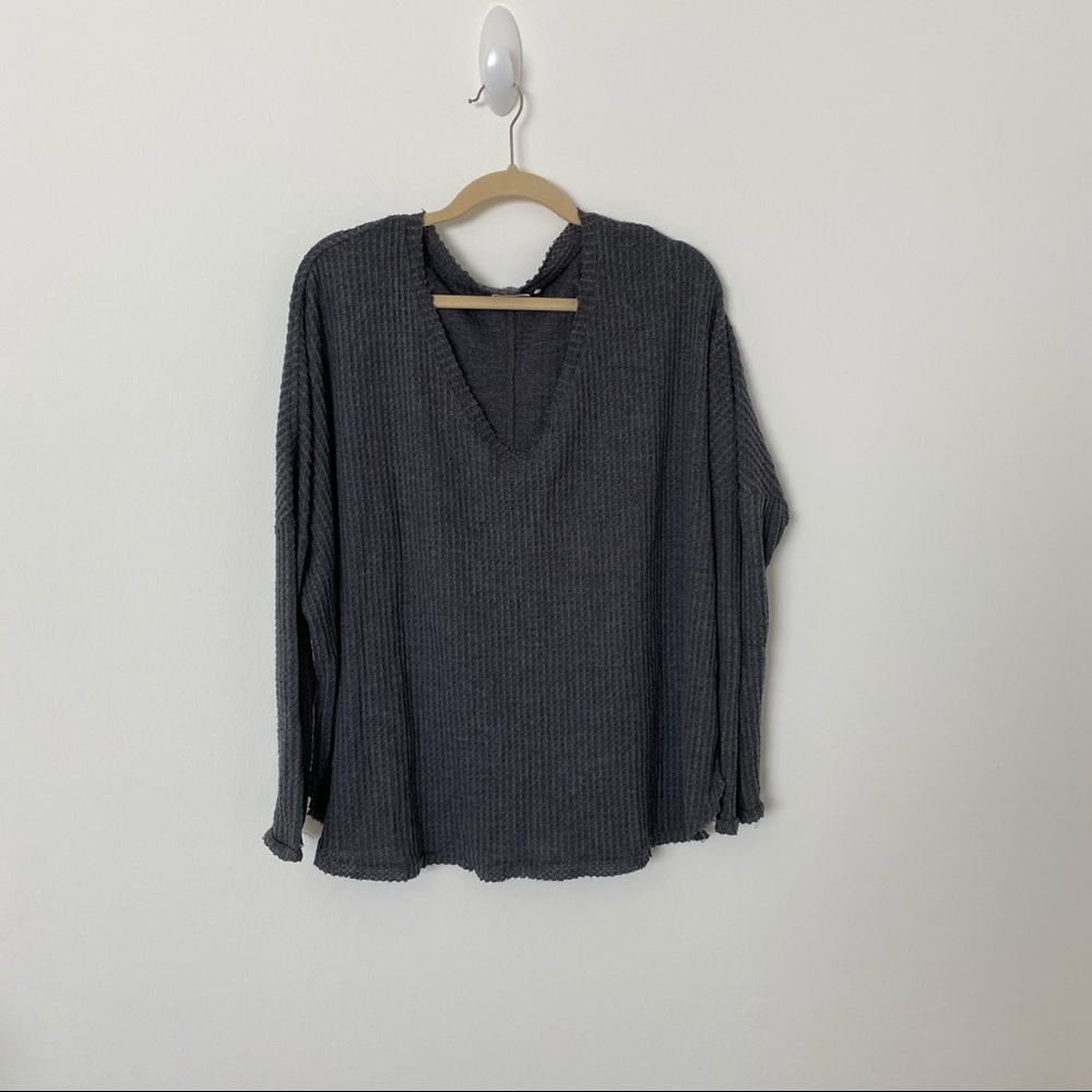 UO Out From Under Thermal V-Neck Top | Size S